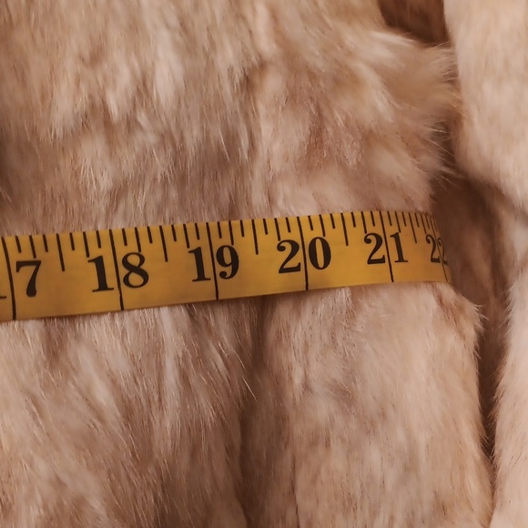 Luxurious Cream Rabbit  Fur Coat Size Medium - Picture 13 of 13